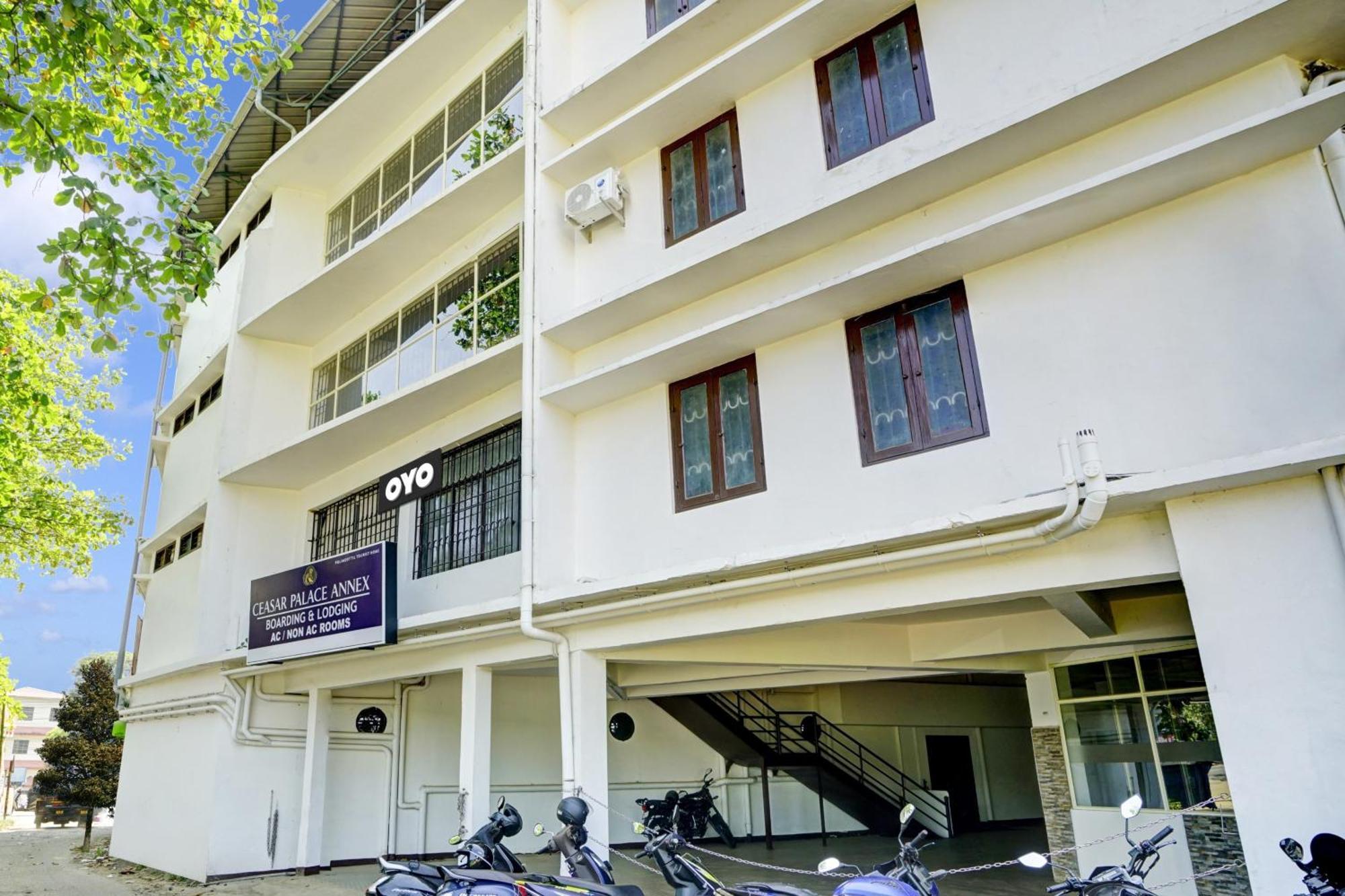 Super Hotel O Ceasar Palace Annex Thodupuzha Exterior photo